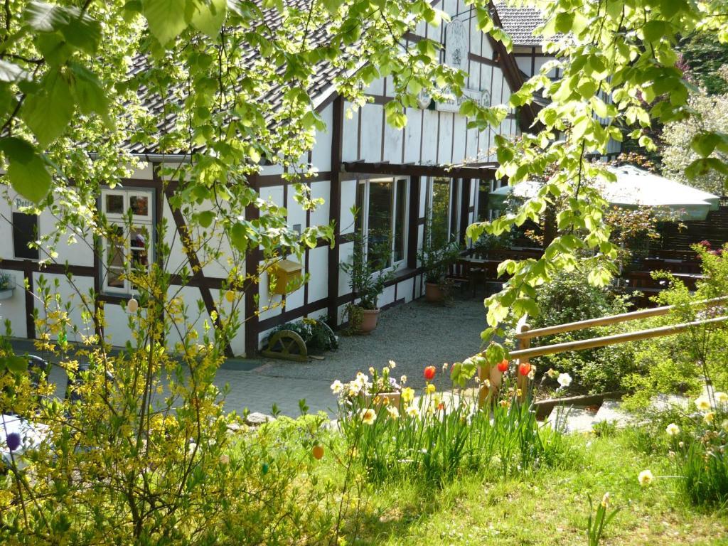 Altes Berghaus Hotel Bad Essen Bagian luar foto